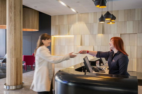 Ibis Adelaide - Hervey Bay Accommodation 14