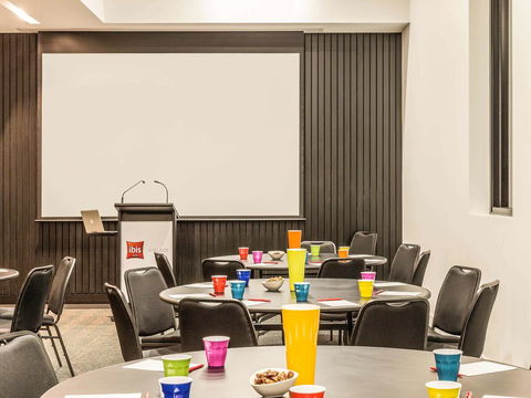Ibis Adelaide - Hervey Bay Accommodation 34