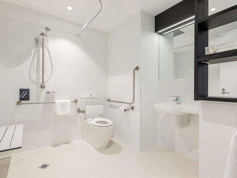 Ibis Adelaide - Hervey Bay Accommodation 38