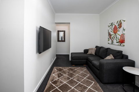 Bay 10 - Suites And Apartments - Tourism Hervey Bay 2