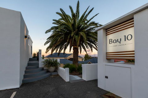 Bay 10 - Suites And Apartments - Tourism Hervey Bay 21