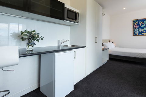 Bay 10 - Suites And Apartments - Tourism Hervey Bay 18