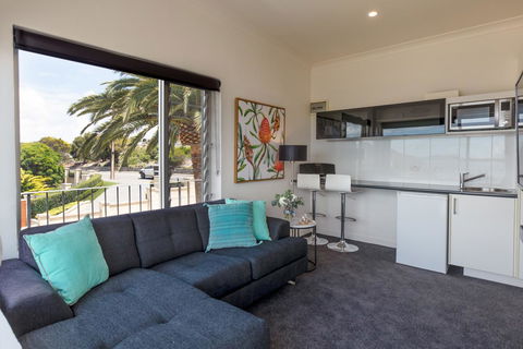 Bay 10 - Suites And Apartments - Tourism Hervey Bay 6