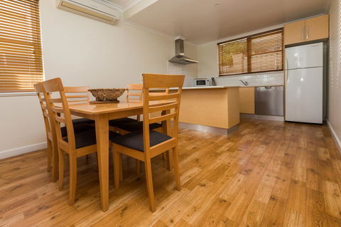 Bay 10 - Suites And Apartments - Tourism Hervey Bay 32