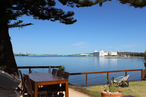 Bay 10 - Suites And Apartments - Tourism Hervey Bay 29