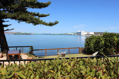Bay 10 - Suites And Apartments - Tourism Hervey Bay 25