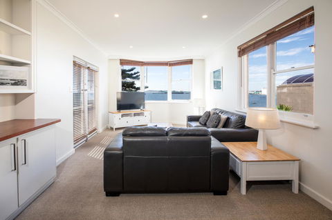 Bay 10 - Suites And Apartments - Tourism Hervey Bay 33