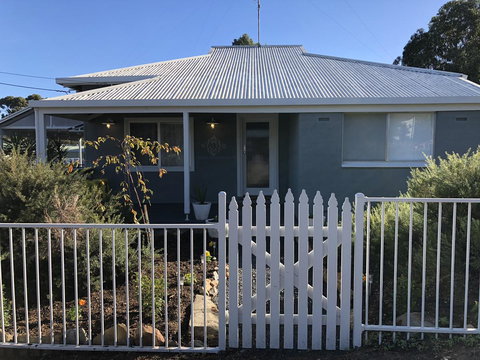 Jack\'s House 2 B&B In Mill Street - Hervey Bay Accommodation 0