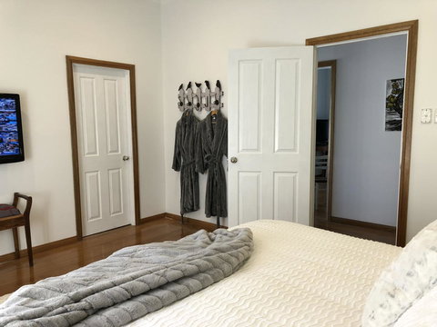 Jack\'s House 2 B&B In Mill Street - Hervey Bay Accommodation 5