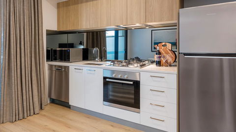 Avani Adelaide Residences - Hervey Bay Accommodation 6