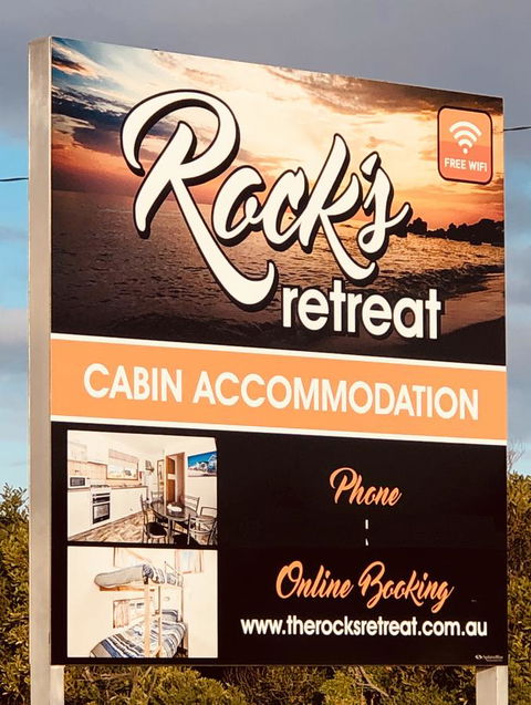 Rocks Retreat Cabin - Dolphin - Hervey Bay Accommodation 1