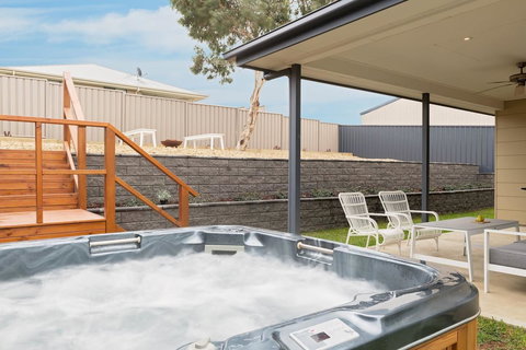 Boutique Getaway On Wright - Hervey Bay Accommodation 22