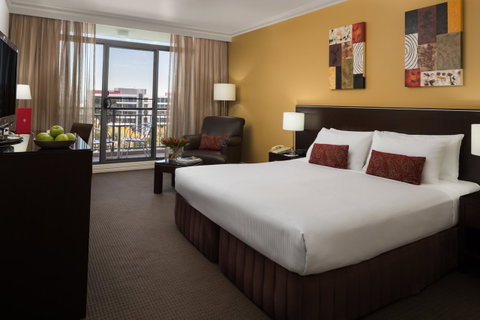 Rydges Norwest Sydney - Hervey Bay Accommodation 7