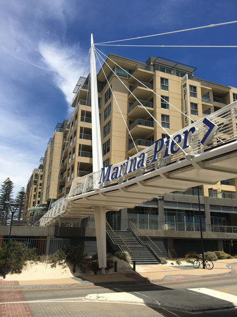 Glenelg Beach Studio - Hervey Bay Accommodation 1