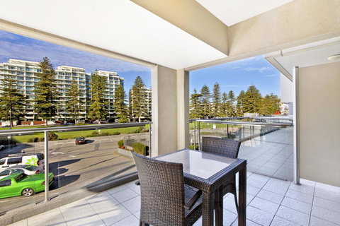 Glenelg Beach Studio - Hervey Bay Accommodation 5