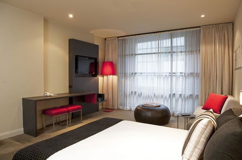 Mantra Hindmarsh Square - Hervey Bay Accommodation 1