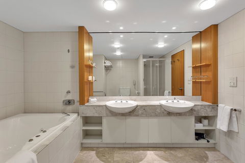 Stamford Plaza Adelaide - Hervey Bay Accommodation 20