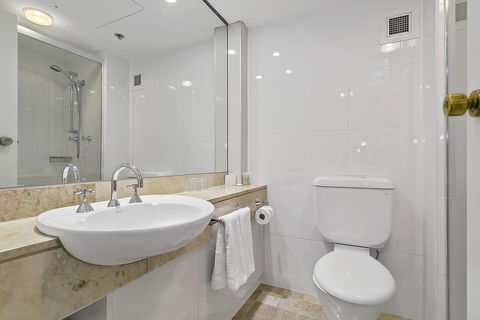 Stamford Plaza Adelaide - Hervey Bay Accommodation 19
