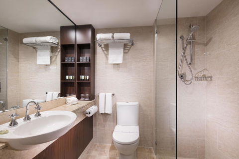 Stamford Plaza Adelaide - Hervey Bay Accommodation 9