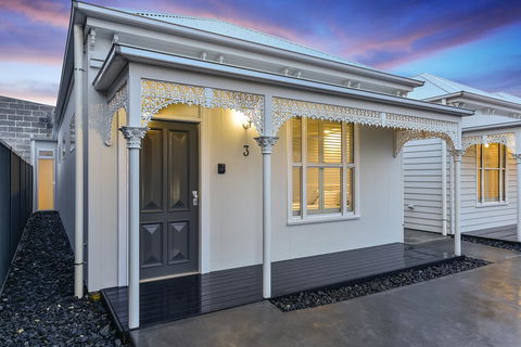 Aloha Central Luxury Apartments - Tourism Hervey Bay 2