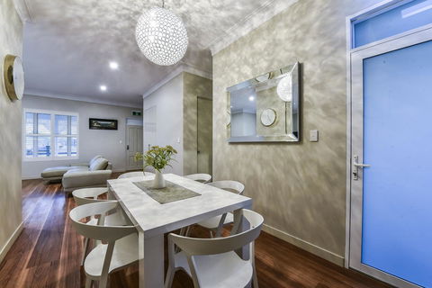 Aloha Central Luxury Apartments - Tourism Hervey Bay 9
