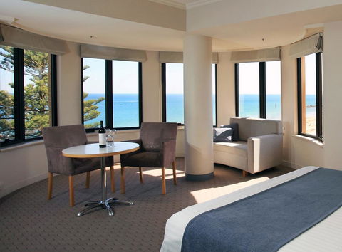 Stamford Grand Adelaide - Tourism Hervey Bay 5