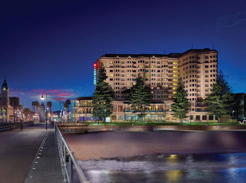 Stamford Grand Adelaide - Tourism Hervey Bay 7