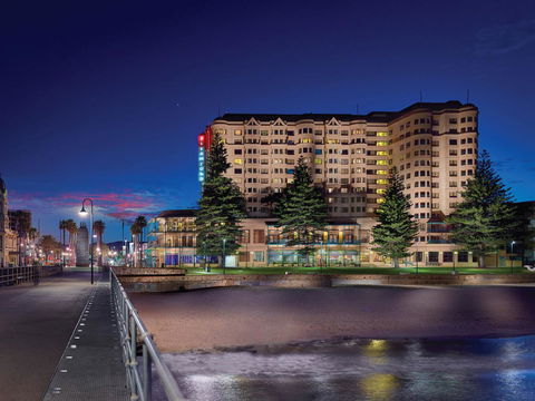 Stamford Grand Adelaide - Tourism Hervey Bay 0