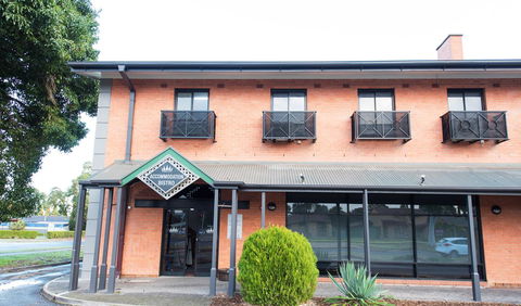 Nightcap At Rose & Crown Hotel - Hervey Bay Accommodation 36