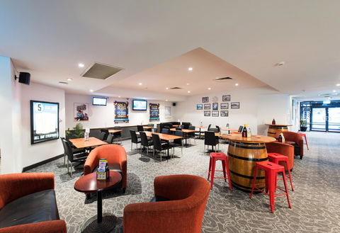 Nightcap At Rose & Crown Hotel - Hervey Bay Accommodation 34