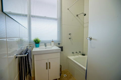 Breakaway Moonta Bay - Tourism Hervey Bay 11