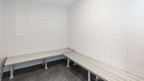 IStay Precinct Adelaide - Hervey Bay Accommodation 32