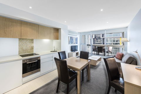 IStay Precinct Adelaide - Hervey Bay Accommodation 15