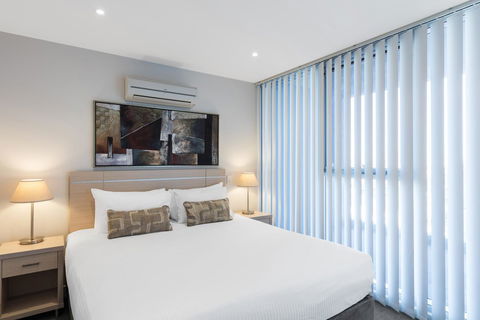 IStay Precinct Adelaide - Hervey Bay Accommodation 19