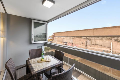 IStay Precinct Adelaide - Hervey Bay Accommodation 27