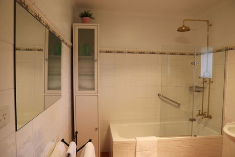 Merellaan - Hervey Bay Accommodation 11