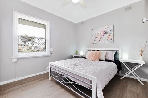 Cute And Cosy - Events, Workers, Getaways - Tourism Hervey Bay 3