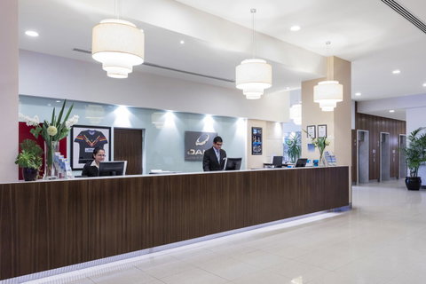 Oaks Glenelg Plaza Pier Suites - Hervey Bay Accommodation 5