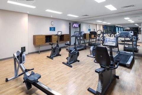 Oaks Glenelg Plaza Pier Suites - Hervey Bay Accommodation 7