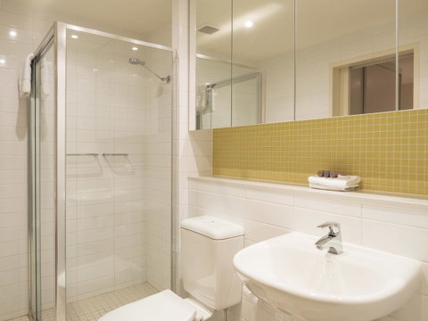 Oaks Glenelg Liberty Suites - Hervey Bay Accommodation 23
