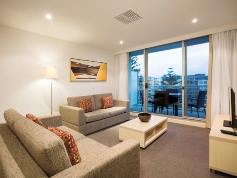 Oaks Glenelg Liberty Suites - Hervey Bay Accommodation 16
