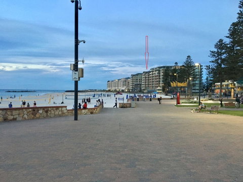 Beachside Luxury Getaway In Glenelg - Hervey Bay Accommodation 17