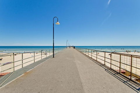 Glenelg Oasis Studios - Tourism Hervey Bay 15