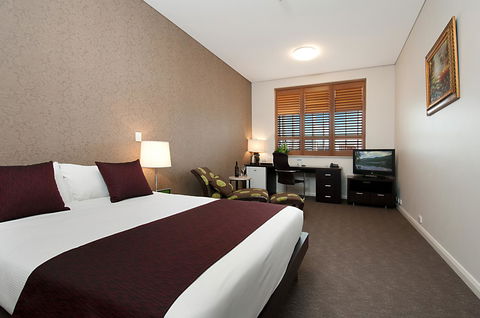 Adabco Boutique Hotel Adelaide - Hervey Bay Accommodation 19