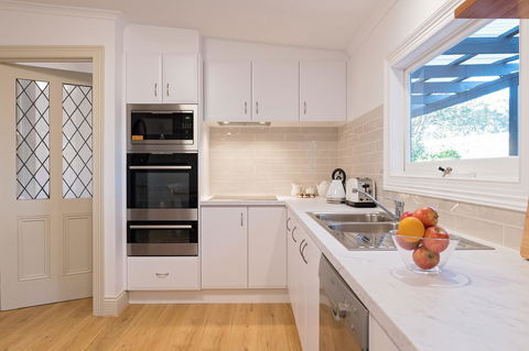 The Other House - Tourism Hervey Bay 10