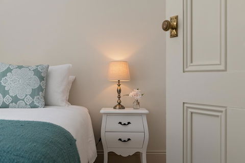 The Other House - Tourism Hervey Bay 16