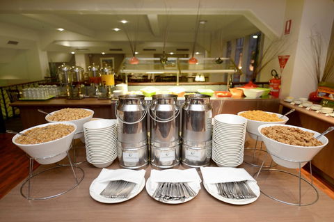 Ibis Styles Adelaide Grosvenor - Tourism Hervey Bay 9