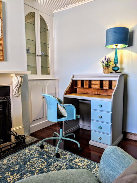 Inglenook Cottage - Hervey Bay Accommodation 10