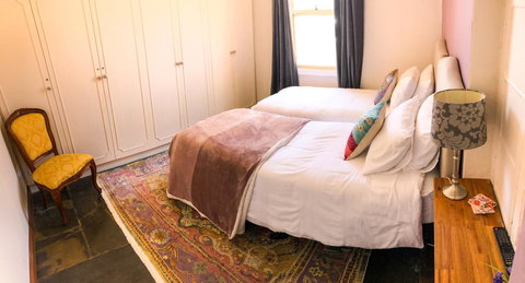 Inglenook Cottage - Hervey Bay Accommodation 24