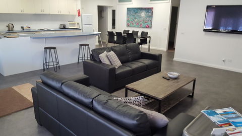 Aart Apartments - Tourism Hervey Bay 7